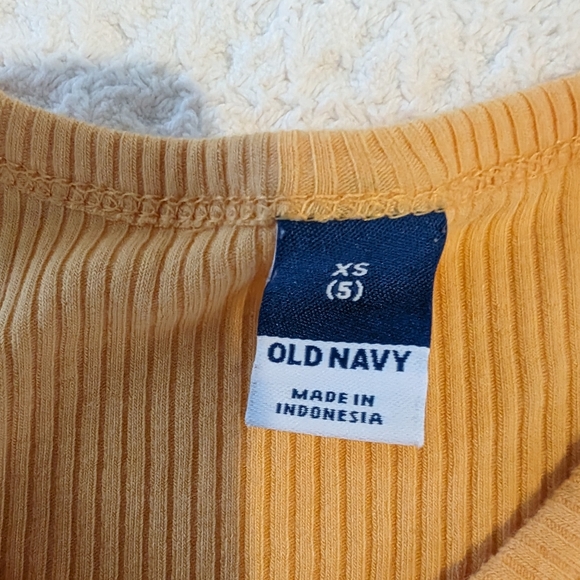 Peachy orange shirt size 4 - Picture 2 of 2